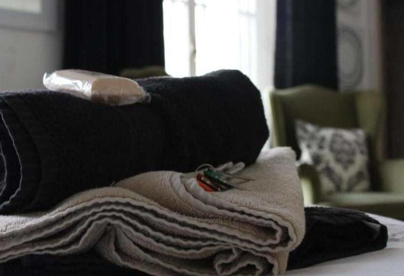 بنسيون The Bay Rooms Only