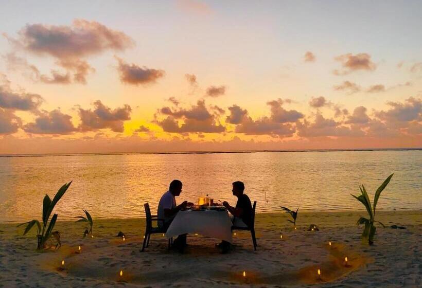 هتل Thoddoo Island Holiday Inn