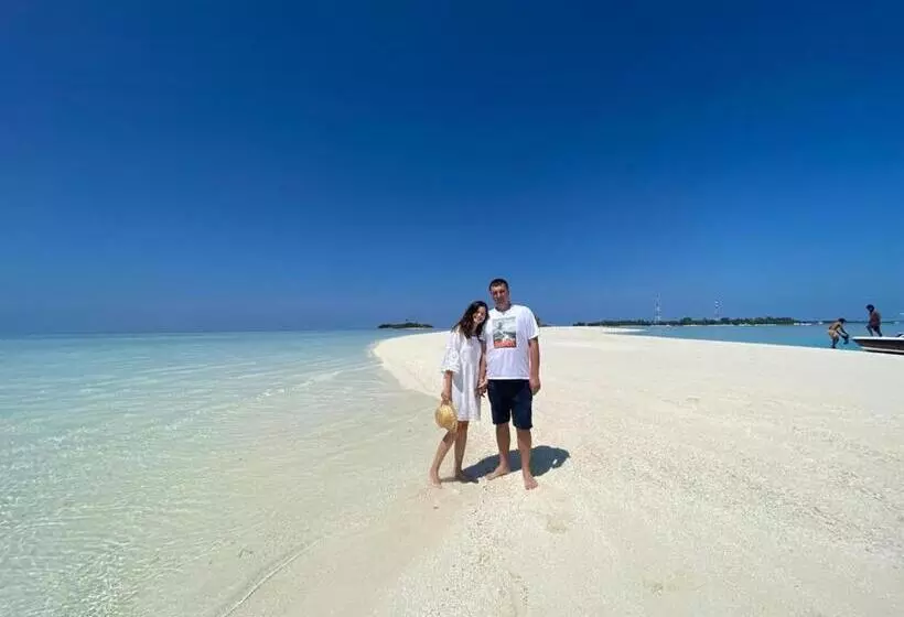 هتل Thoddoo Island Holiday Inn