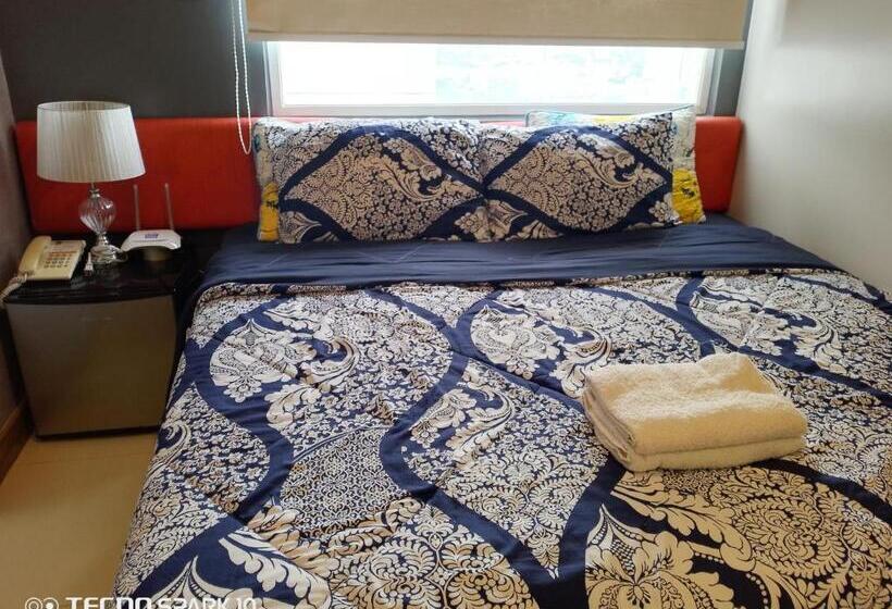 Nics Condotel  Massage,kingbed