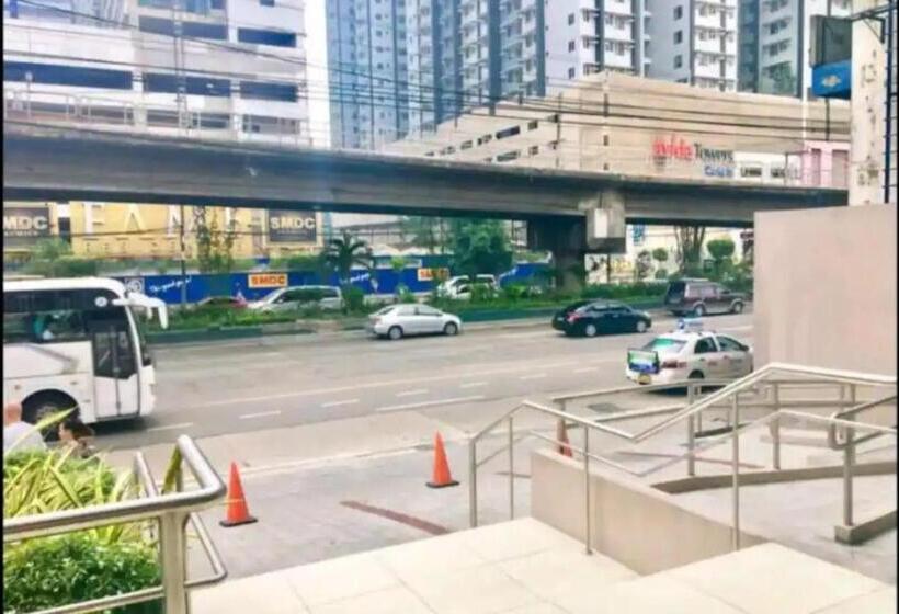 Nics Condotel  Massage,kingbed