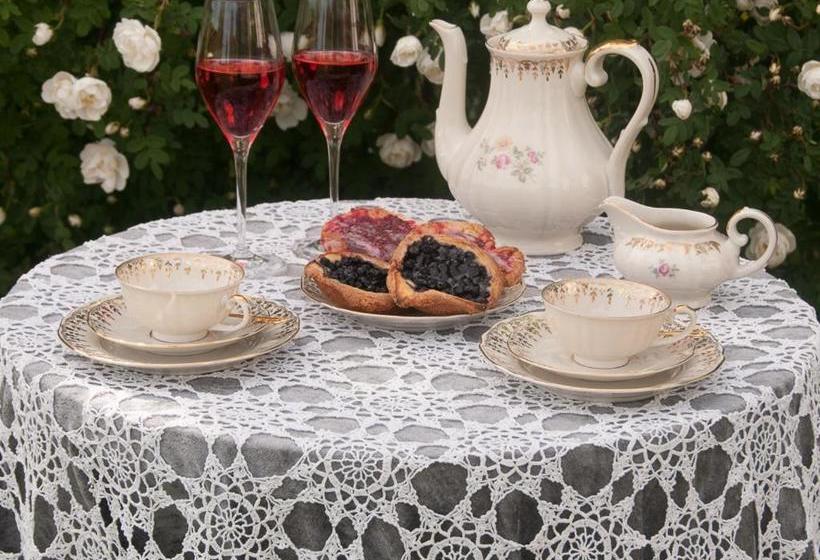 ベッドアンドブレックファースト Ekeby I Bro