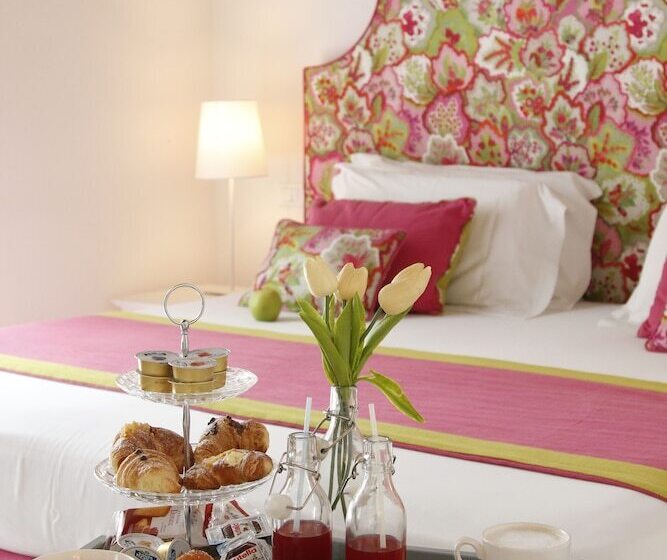 مبيت وإفطار I Soffitti Dimora Esclusiva