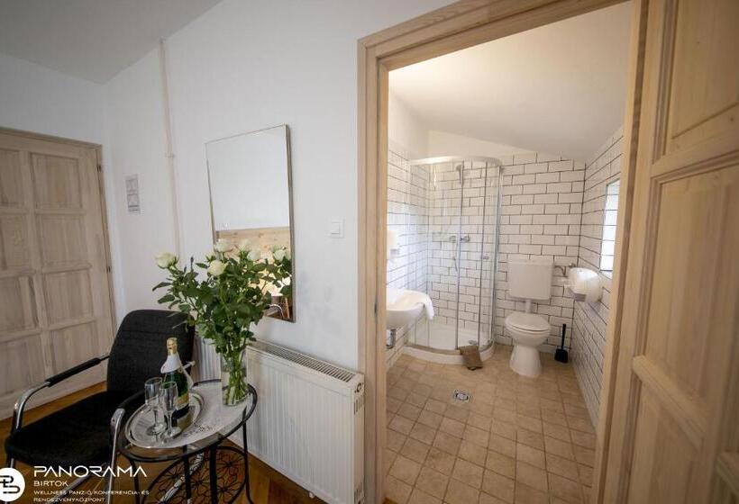 مبيت وإفطار Panoráma Birtok Wellness Panzió, Konferencia és Rendezvényközpont