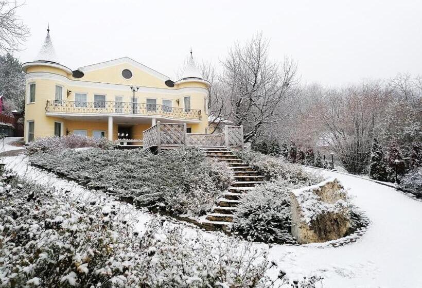 مبيت وإفطار Panoráma Birtok Wellness Panzió, Konferencia és Rendezvényközpont