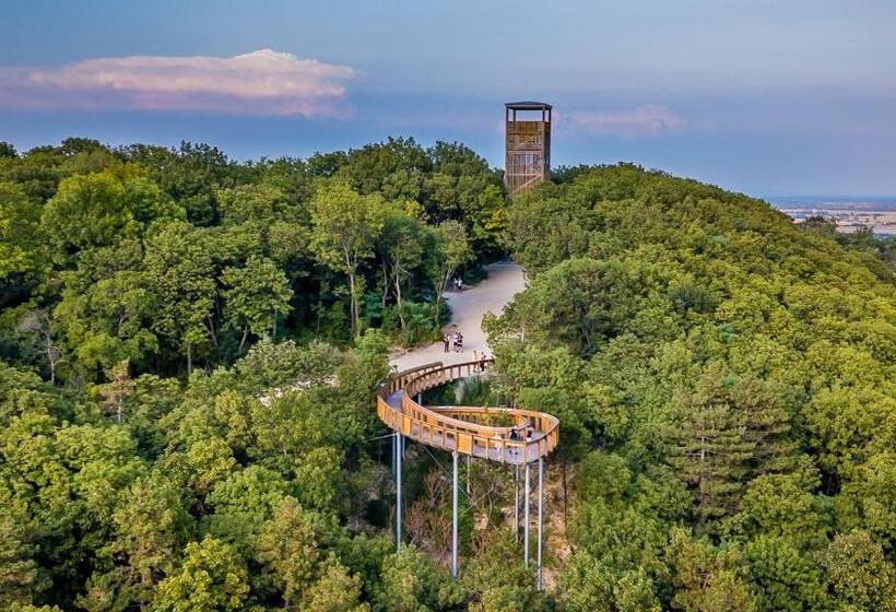 مبيت وإفطار Panoráma Birtok Wellness Panzió, Konferencia és Rendezvényközpont