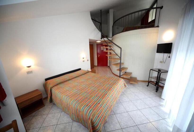 בית מלון כפרי Italia