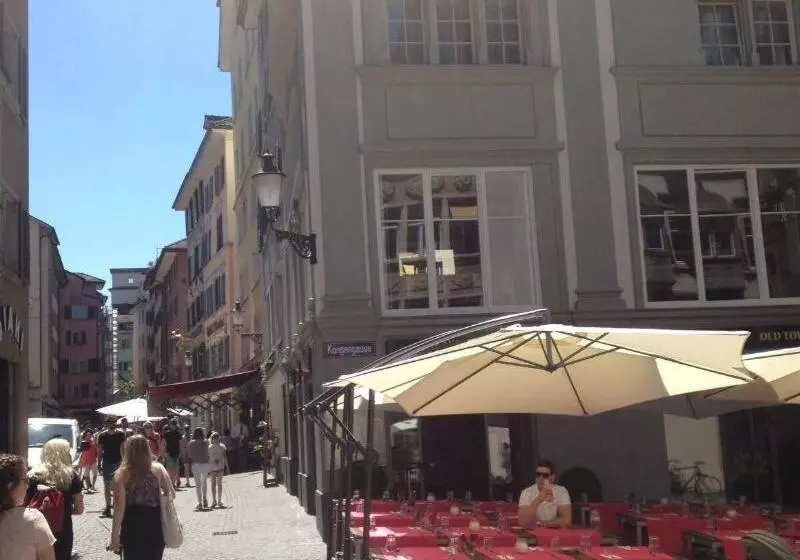 هتل Old Town
