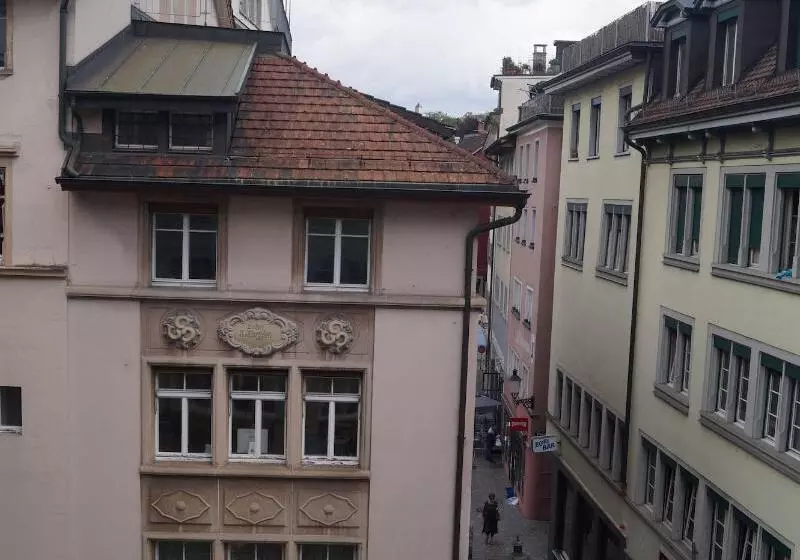 هتل Old Town