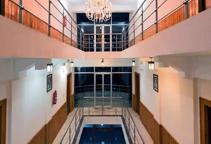 Hotel Pride