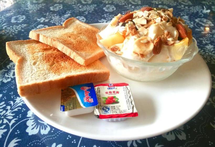 Hotelli Sky Garden Inn