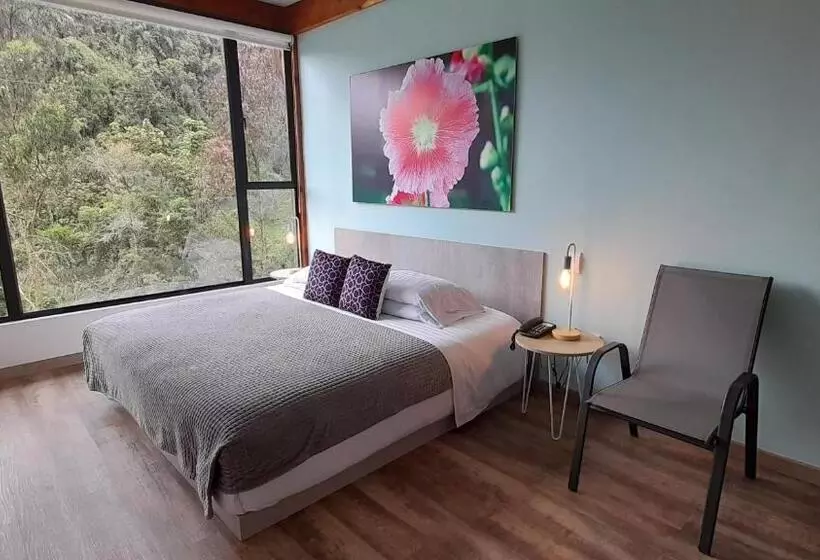 هتل Termales Tierra Viva