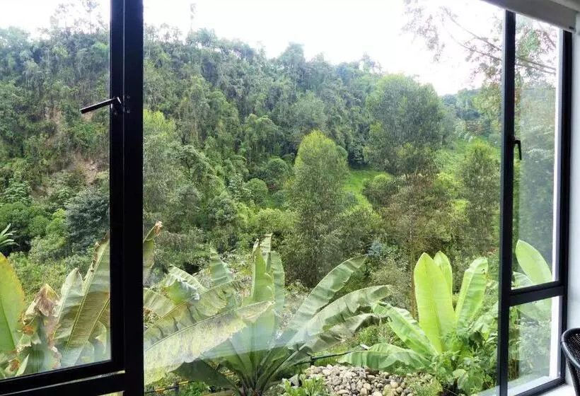 هتل Termales Tierra Viva