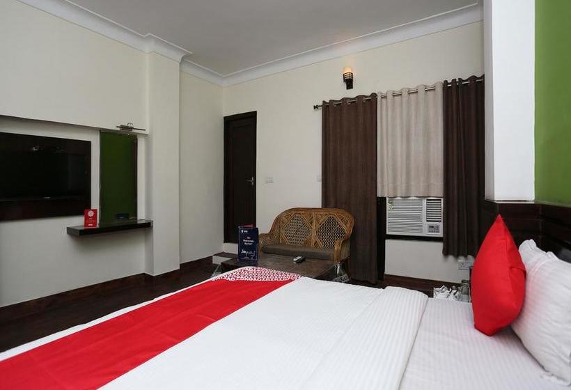 هتل Vivek Continental