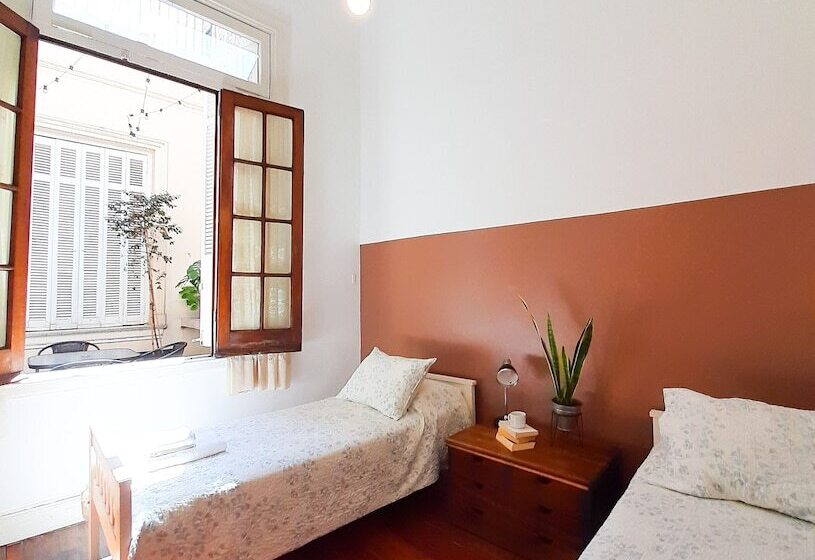 Lopez Hostel & Suites