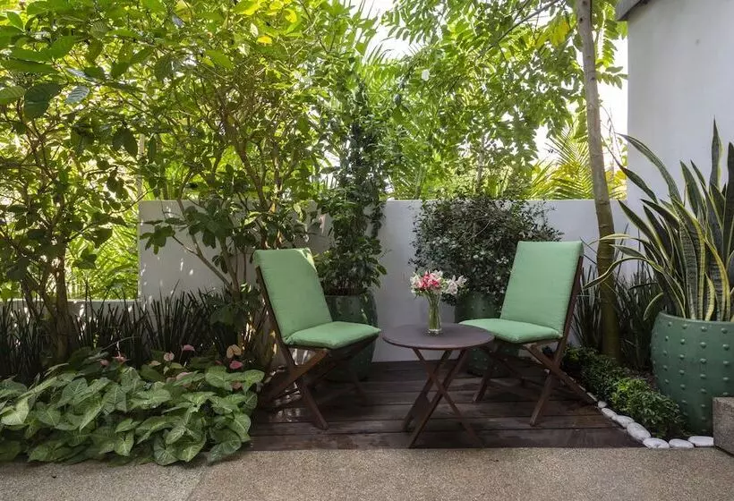 استراحتگاه Anjali Casa Divina