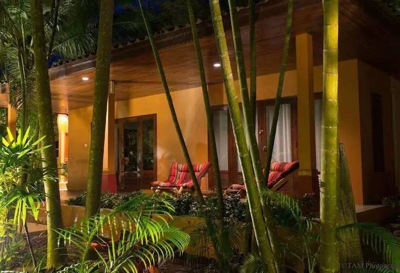 Sazana Villa Resort