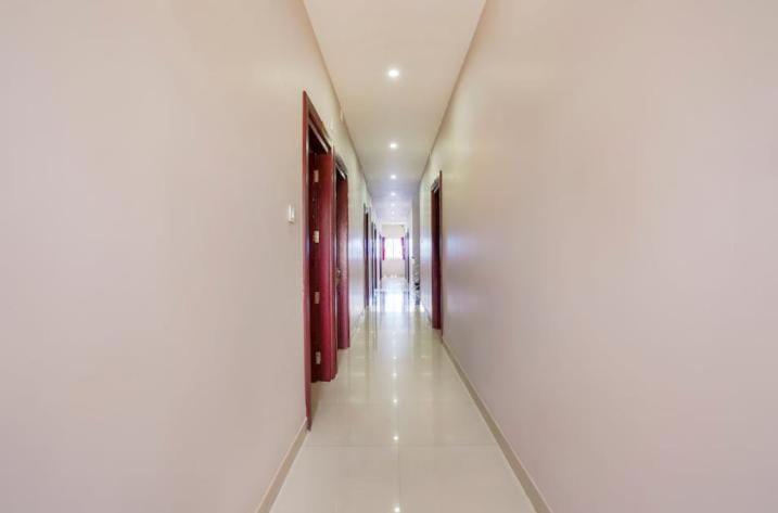 Hotel Hitech Residency Alathur