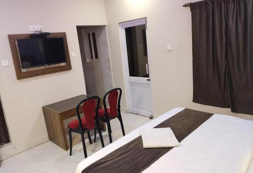 בית מלון כפרי Blue Sagar Puri Official