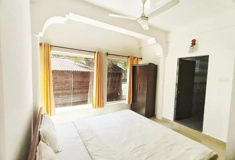 ホテル Beachwalk Retreat   Within 100 Metres From Morjim Beach