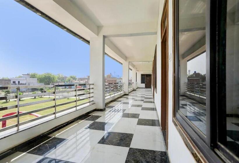 فندق Oyo Flagship Highway 34