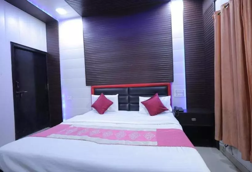 هتل Shine Riddhee Siddhee Poor Property