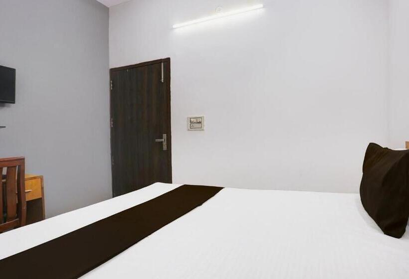Super Hotel Oo Hotel Shyam Residency Near Samaypur Badli Metro