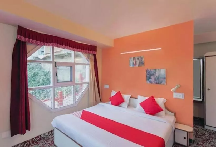 هتل Boho Stays Near Mall