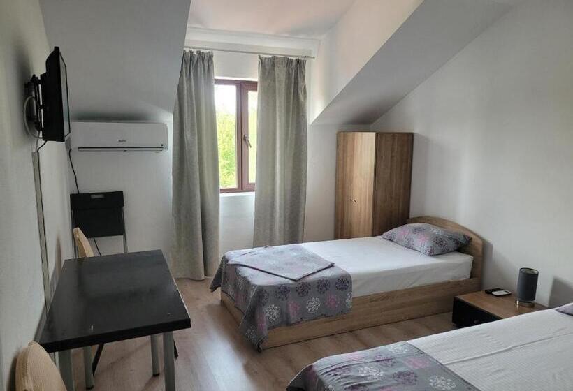 膳宿费 Vila Dalex