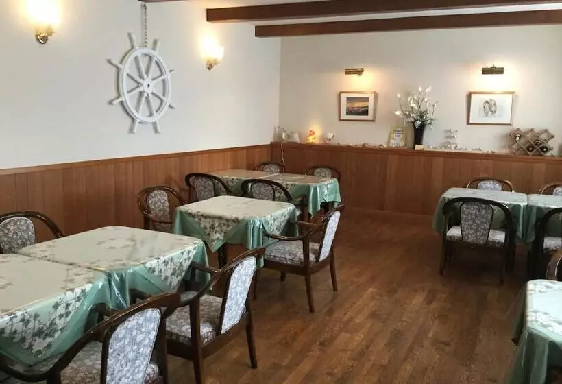 ベッドアンドブレックファースト Gourmet Pension Aoiumi