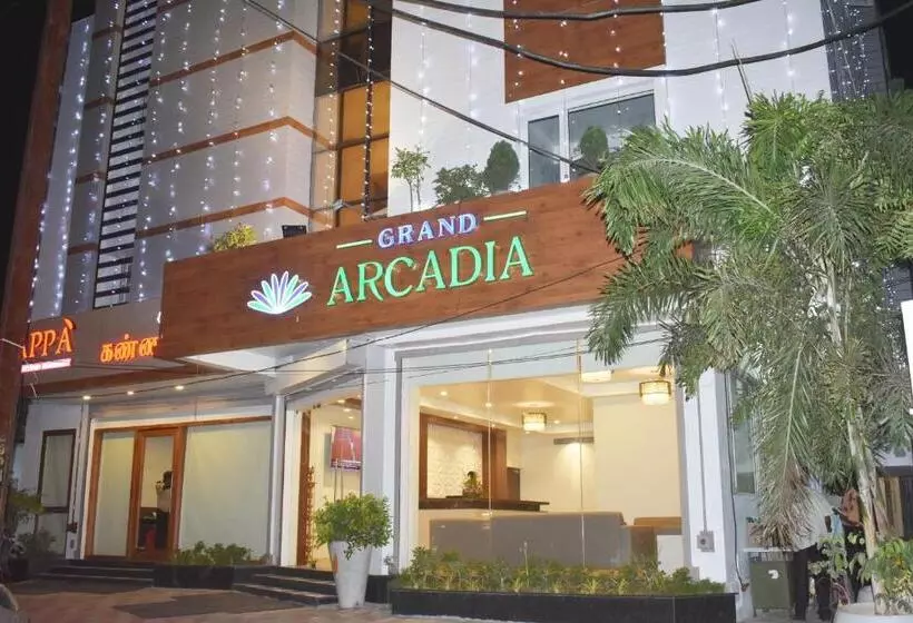 هتل Grand Arcadia