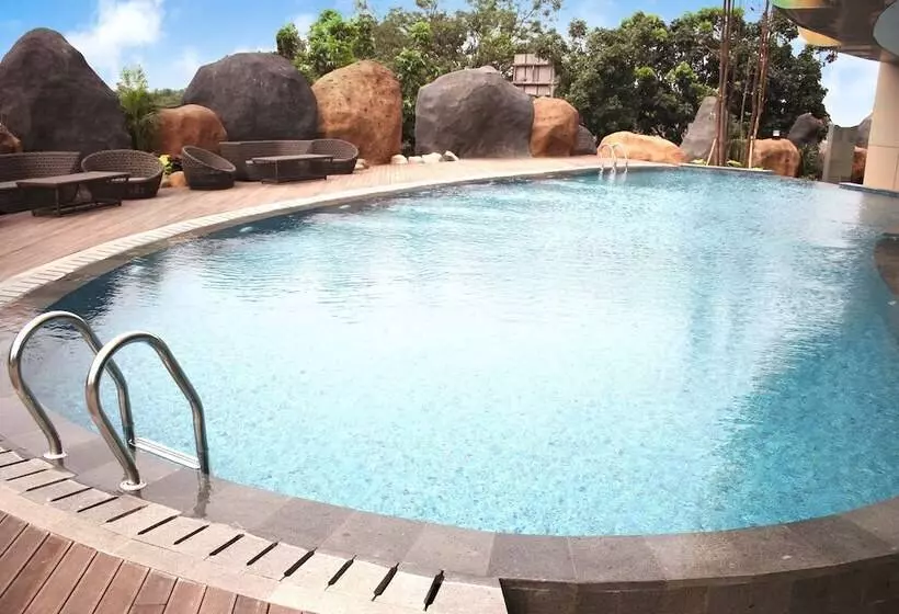 Hotelli Grand Soll Marina