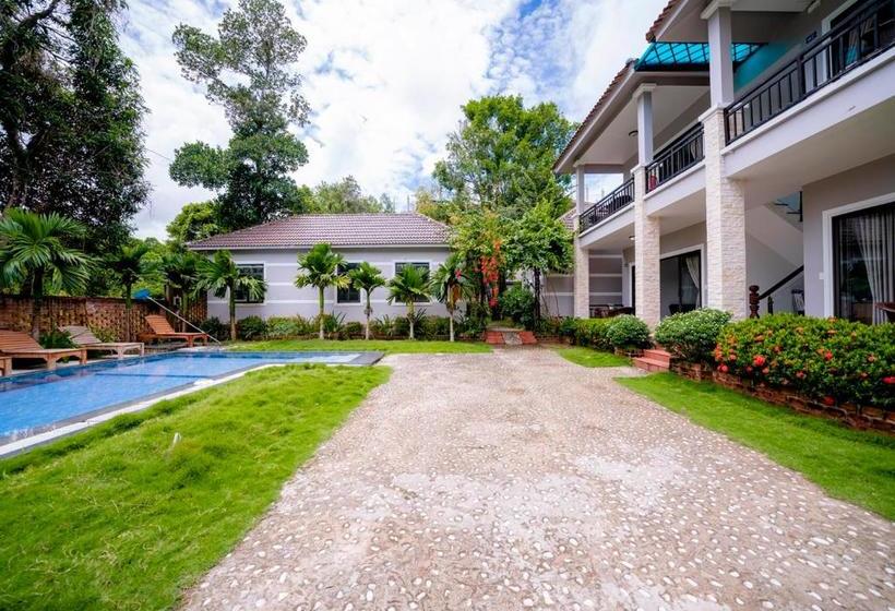 هتل Lotus Phu Quoc