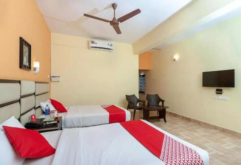 ホテル Oyo Rooms Golden Four Way Road Kanyakumari