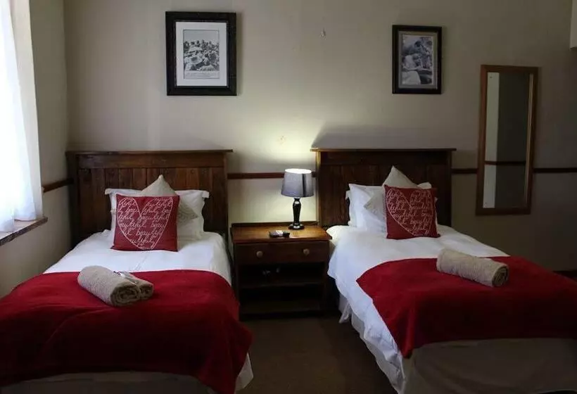 ホテル The Hamlet Country Lodge