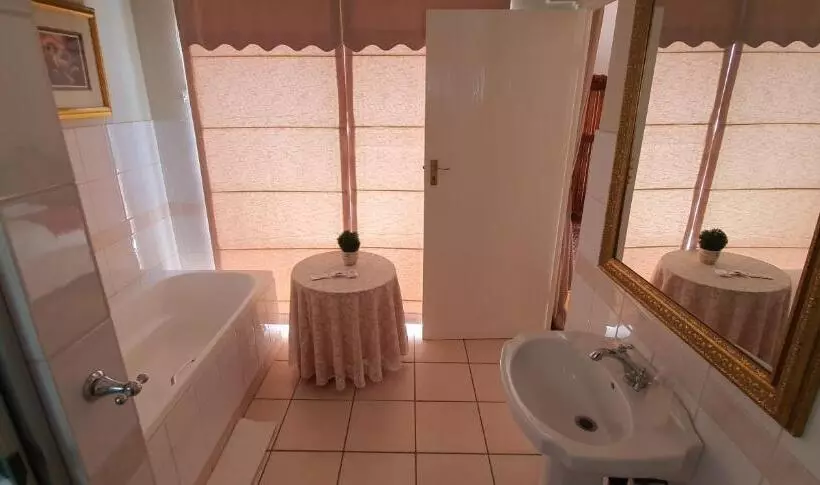 Acacia Westdene B&b