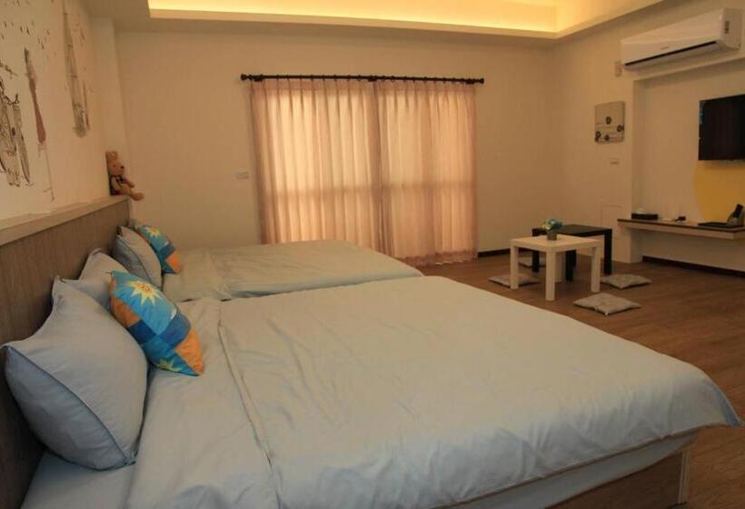 تختخواب و صبحانه Ann Home