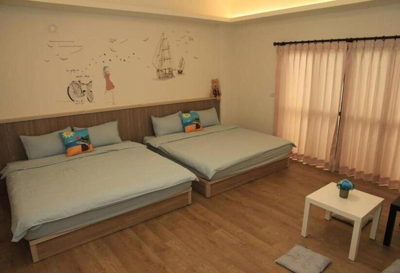 تختخواب و صبحانه Ann Home