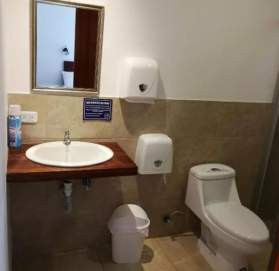 Bed & Breakfast Chapelet Hostal