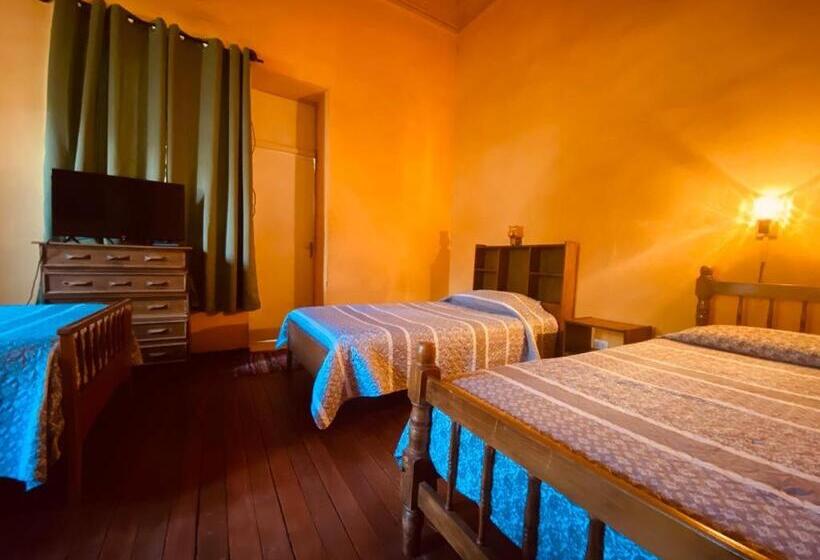 مبيت وإفطار Residencial Italiana