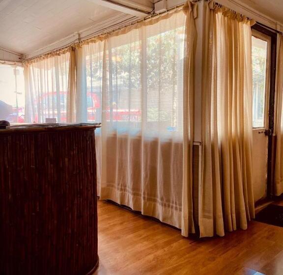 مبيت وإفطار Residencial Italiana