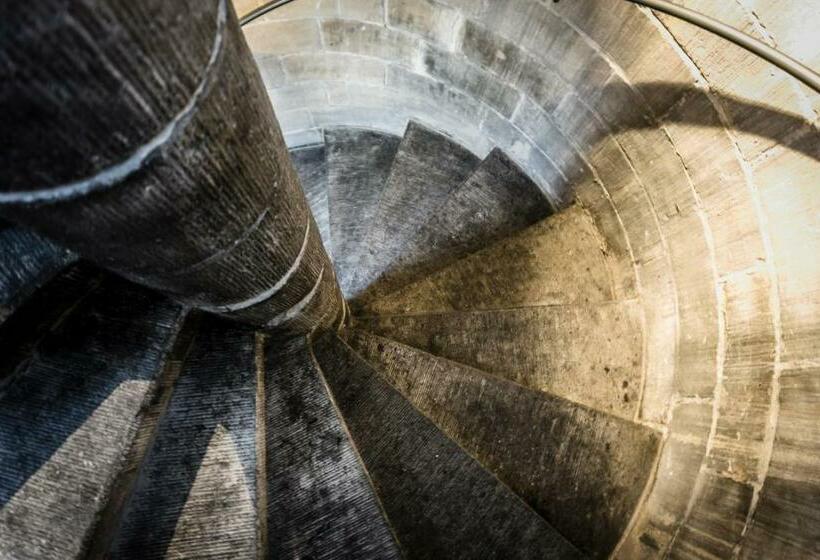 בית מלון כפרי 1898 The Post