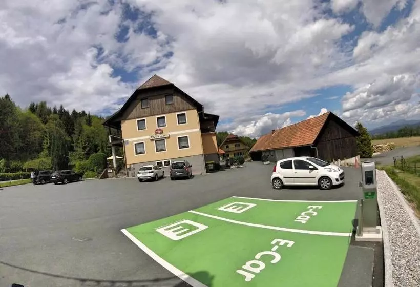 ホテル Gasthof Herlwirt