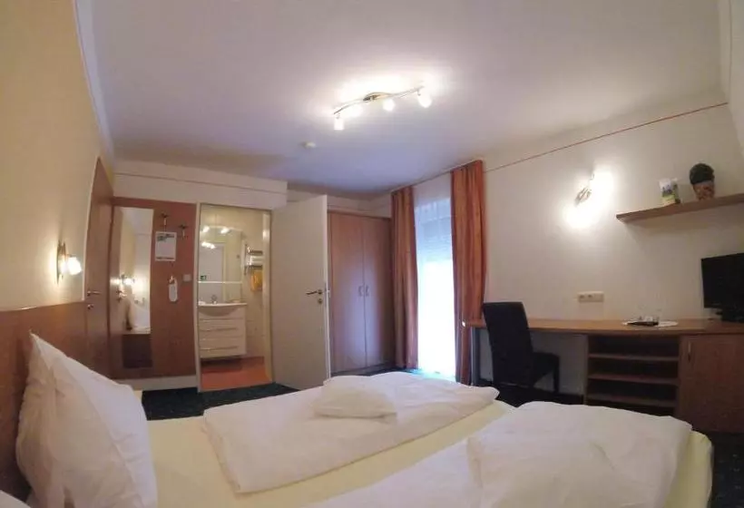 ホテル Gasthof Herlwirt