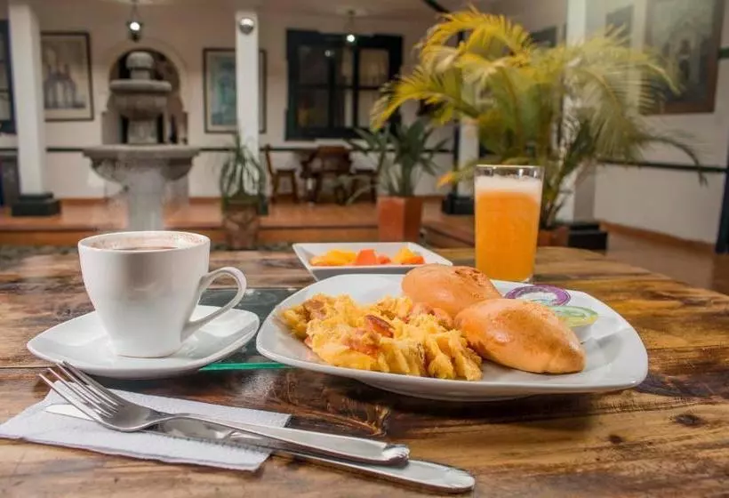 ホテル Los Portales Inn