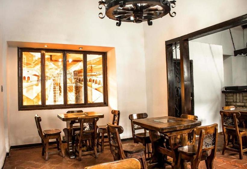 בית מלון כפרי Los Portales Inn