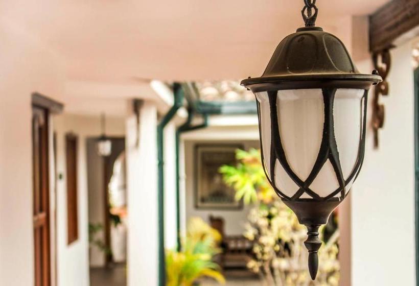 בית מלון כפרי Los Portales Inn