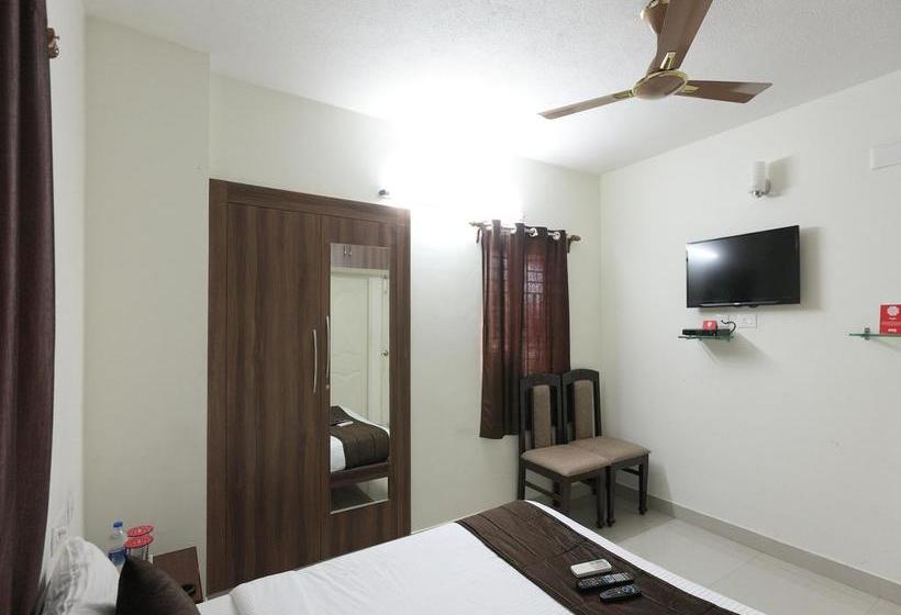 호텔 Oyo Rooms Ambattur Estate Road Behind Spartan School