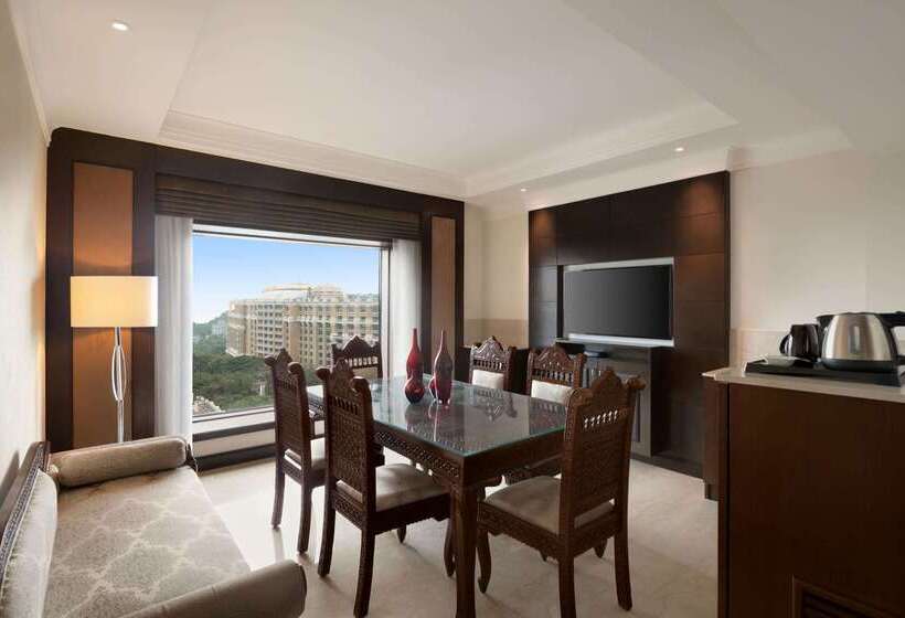 فندق Ramada Plaza Chennai