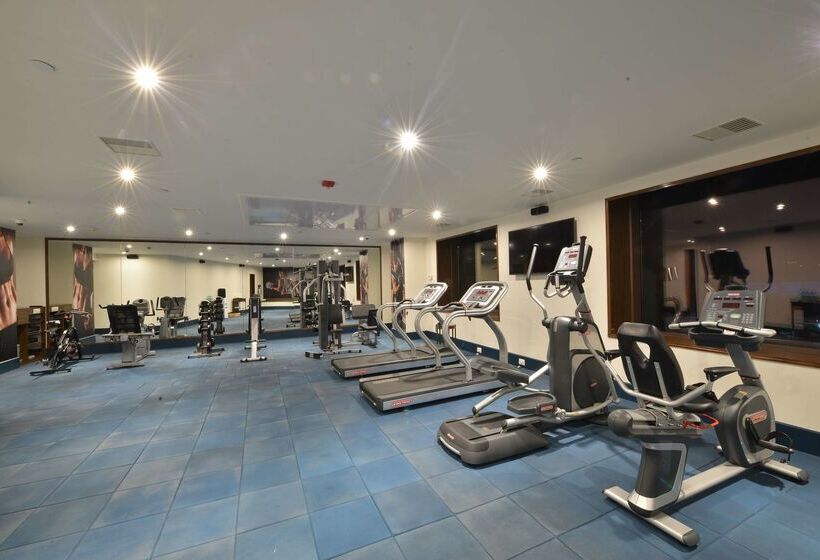 فندق Ramada Plaza Chennai